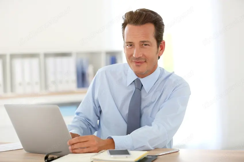 WOHNEN+ARBEITEN im Büro [nur mit Gewerbeschein]  Dornbirn, möbliert, inkl.WLAN, WC  DU, Miniküche