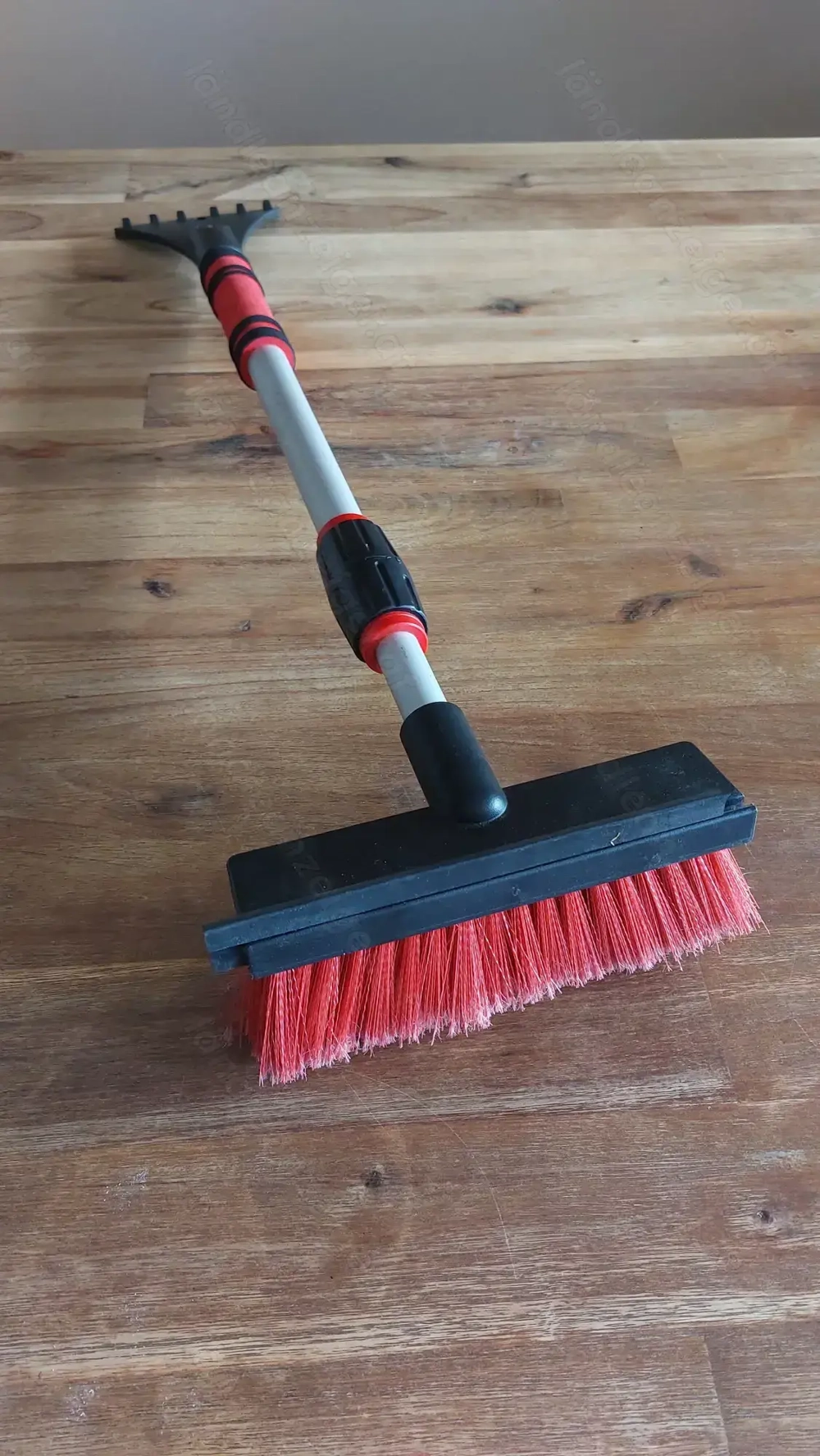 Eiskratzer mit Schneebesen, verlängerbar