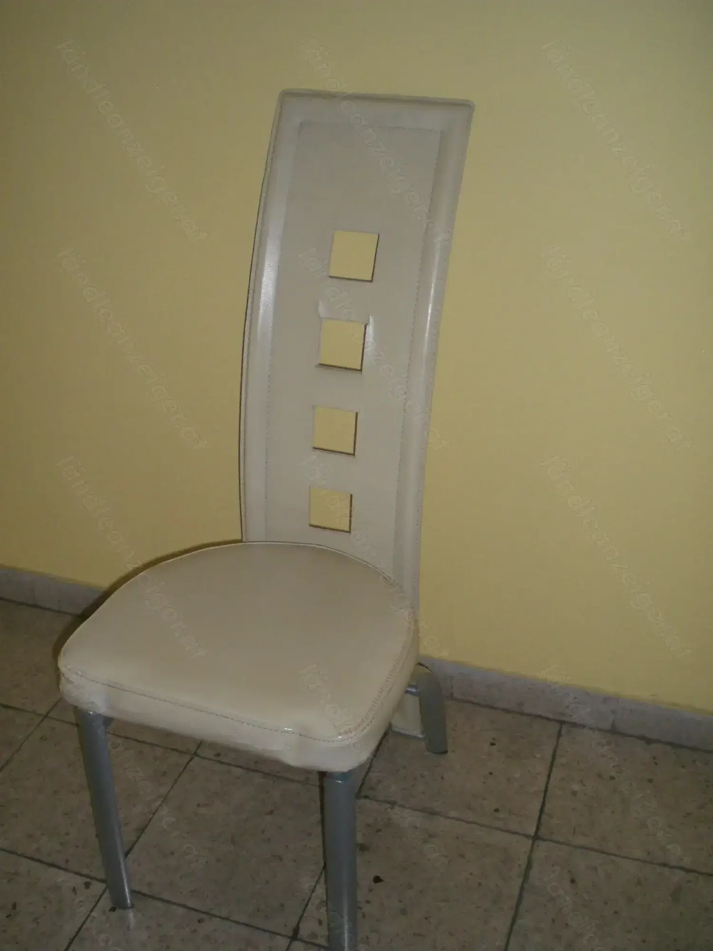 Designerstühle zu verschenken