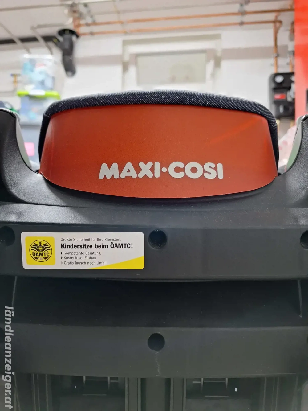 Tobi Spark Blue MC 19