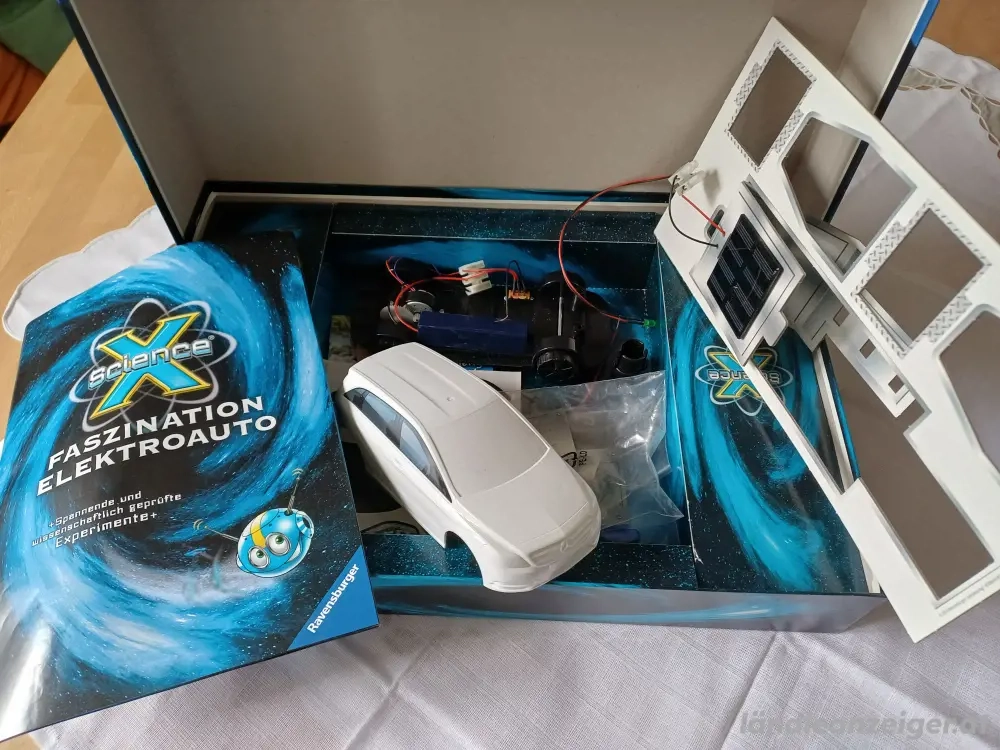 Firma Ravensburger X Science Faszination Elektroauto ab 8 Jahren