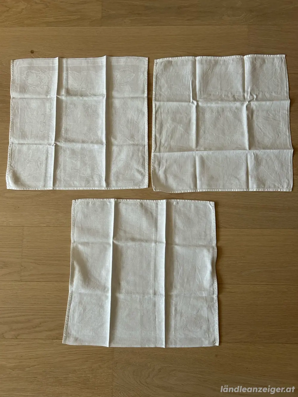 3 Stoffservietten aus Seidendamast