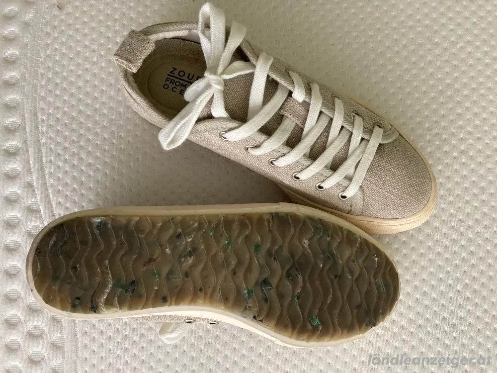 Leinen-Sneaker von ZOURI, neu