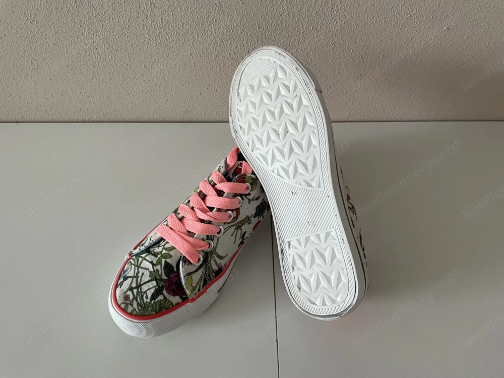 Canvas Schuhe Blumenmuster Größe 36 wie neu - "Converse All Star Look" - Mädchen