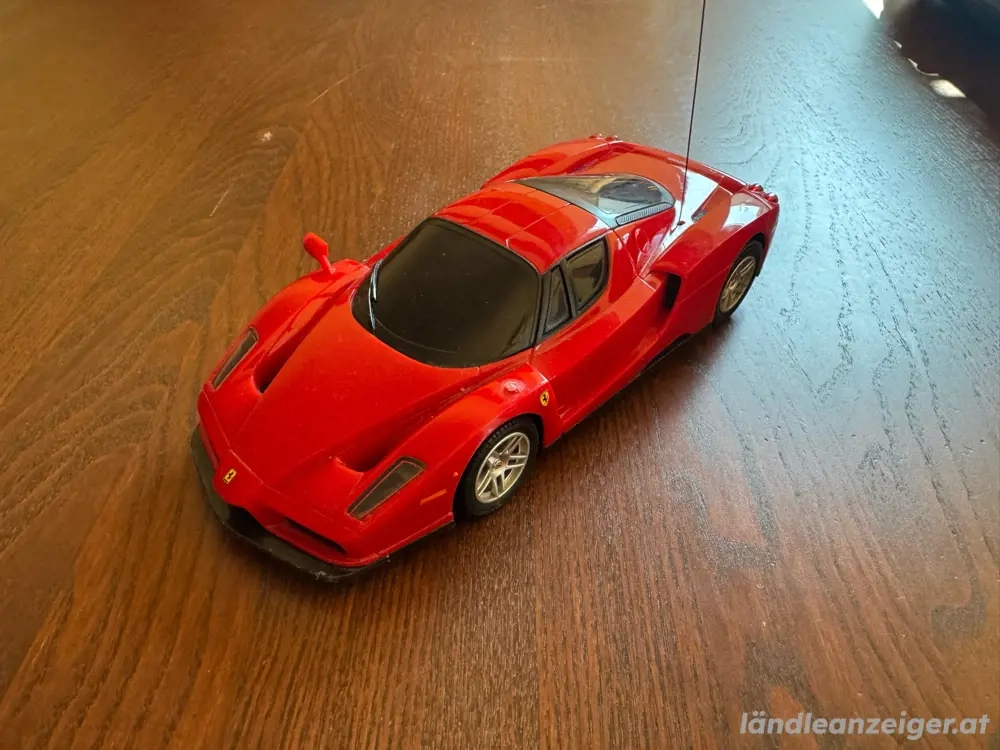 Ferngesteuertes Spielzeugauto Ferrari Enzo