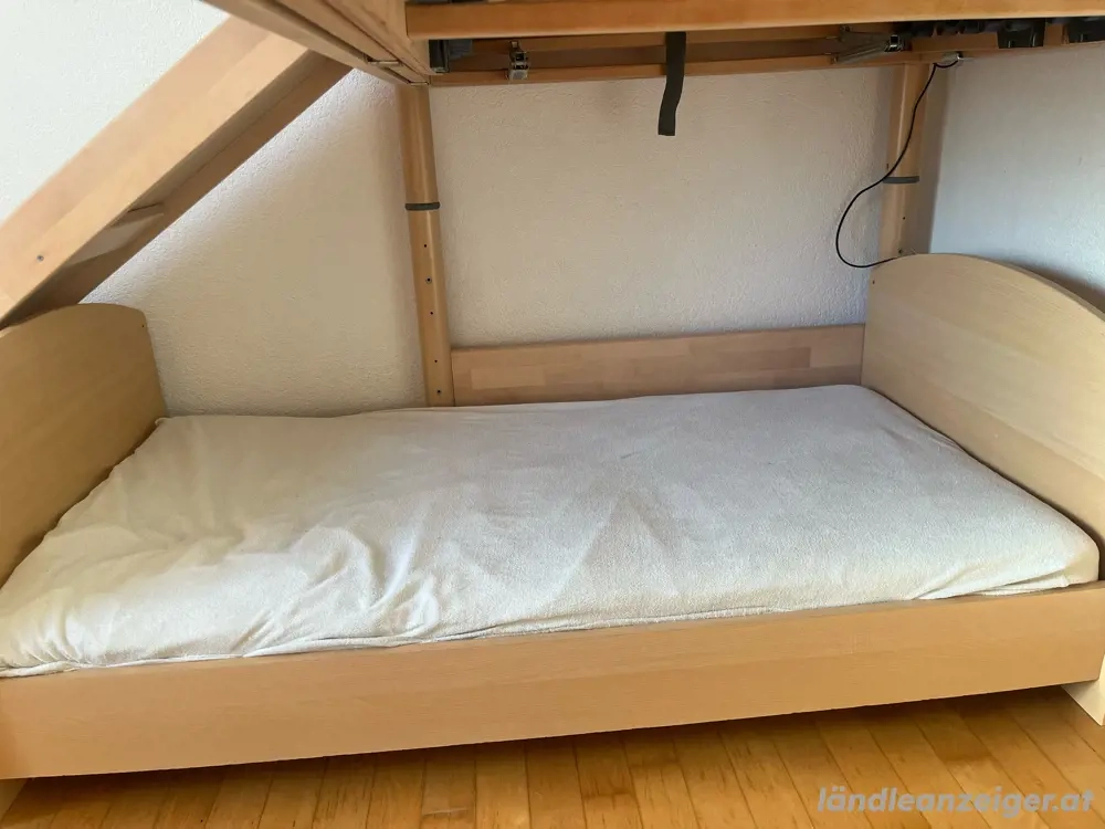 Gitterbett umbau auf normales Bett mit viel Zubehör