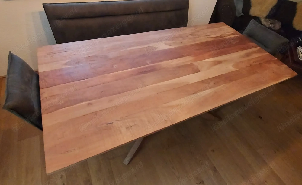 Tisch   Holztisch   Esstisch