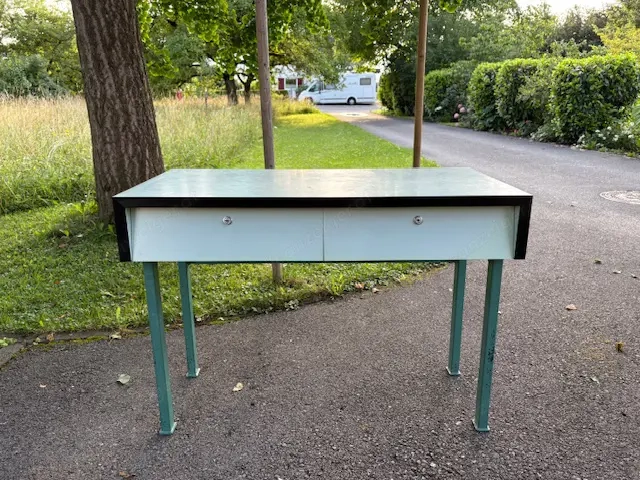 Kinderschreibtisch   Schulbank,  60iger Jahre