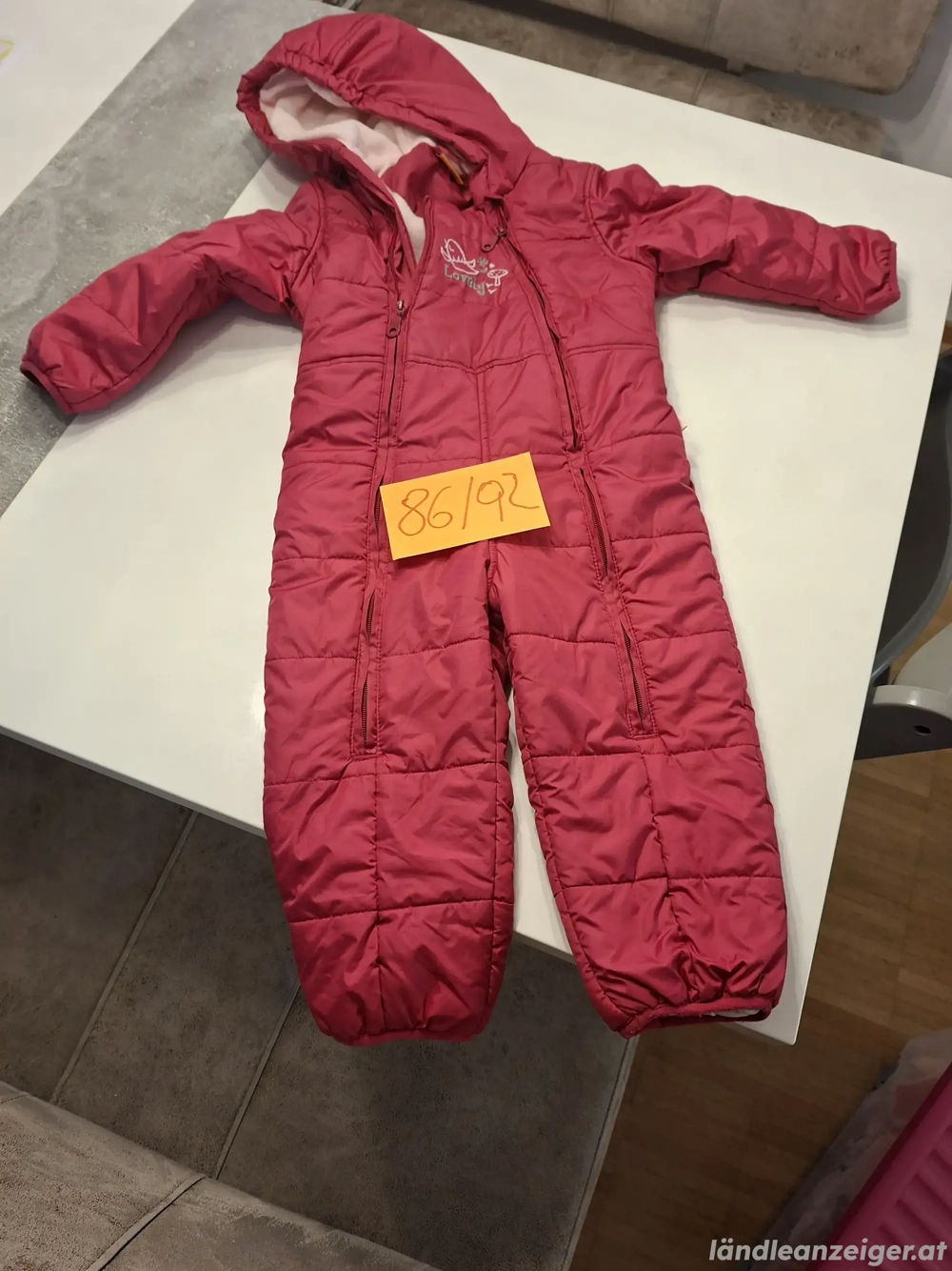 Baby Skianzug und Overall