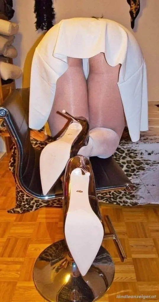 Hallo ich bin Lady A