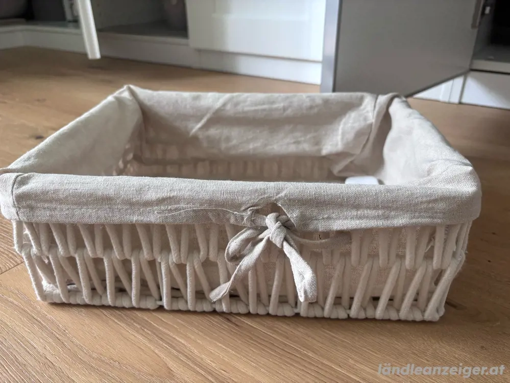 Beige Dekobox   praktisch für Kleinkram