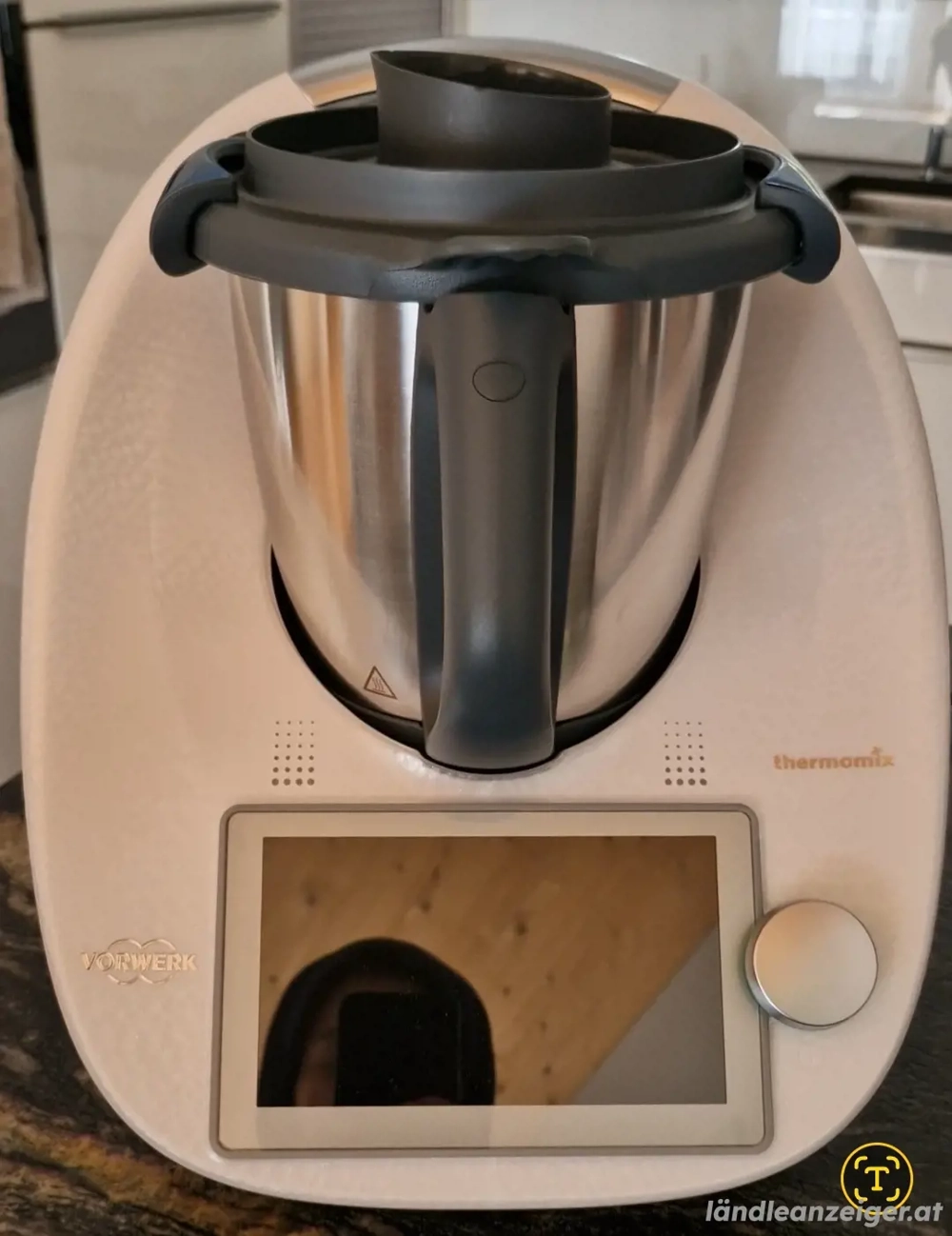 Neu! Thermomix TM6 Sparkling White + Gemüse Styler + Spiralschneider + Casserole