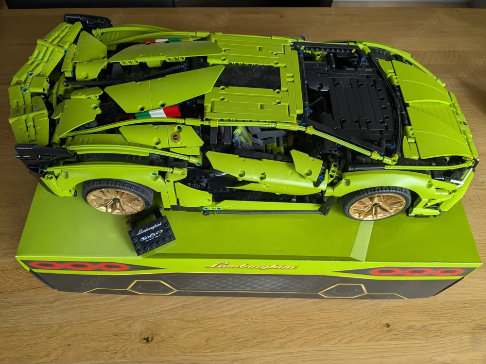 LEGO Technic 42115 Lamborghini Sián FKP 37