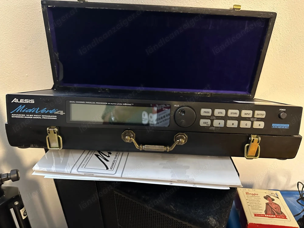 Verkaufe günstig ein Hallgerät der Marke Alesis Midi Verb 4