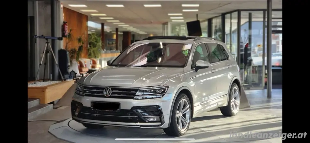 VW Tiguan R-Line