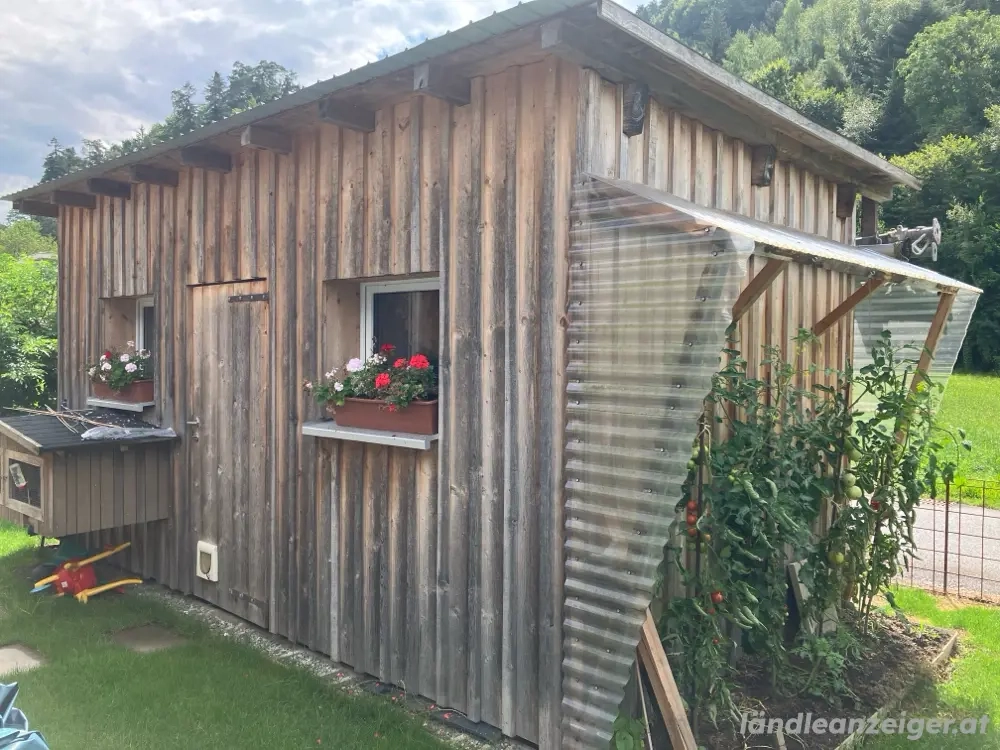 Schopf Geräteschuppen  Bauhütte inkl. Fertigteilfundamente