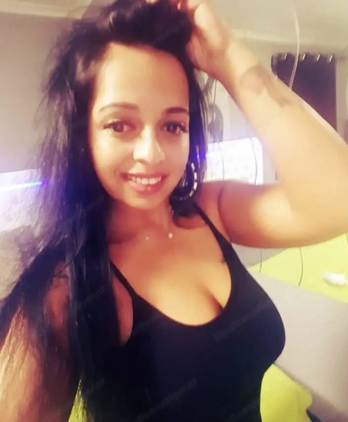 Hallo ich bin mery party frau