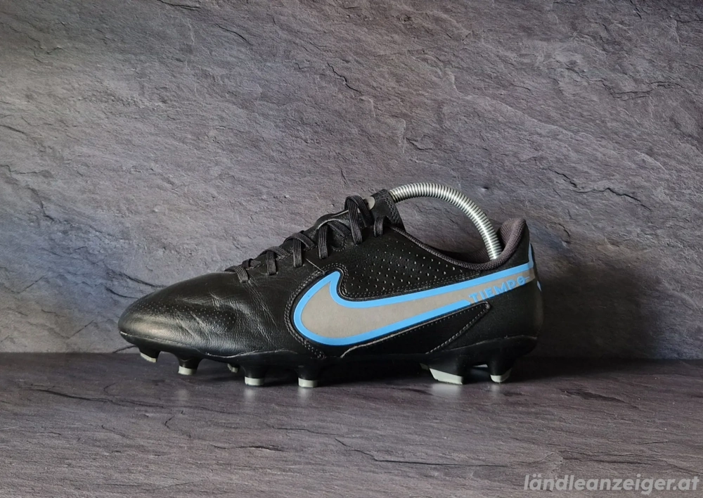 Nike Tiempo 
