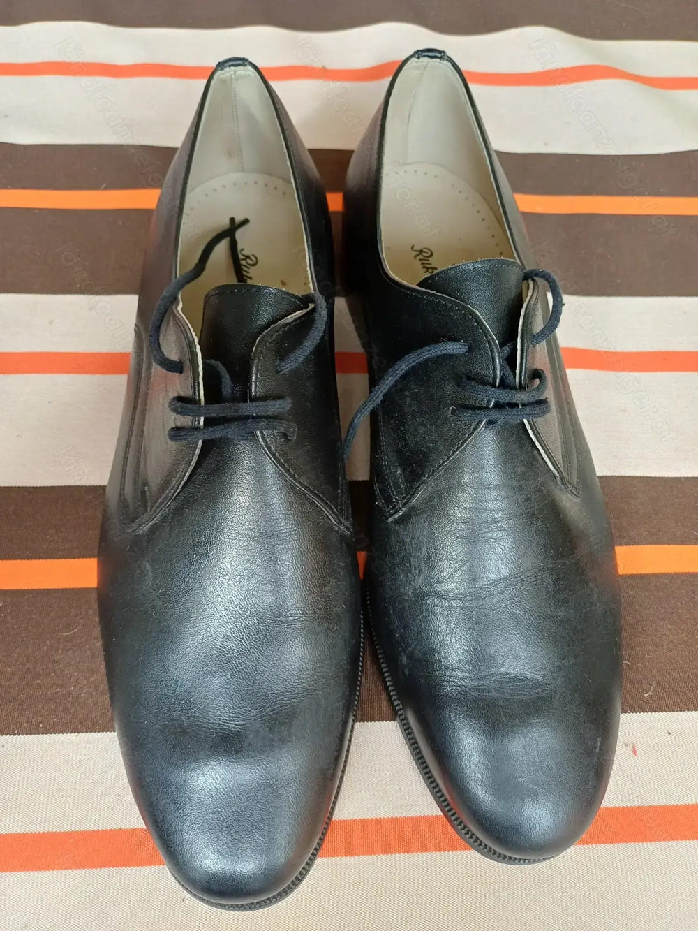 Neue Halbschuhe aus Leder Größe 44