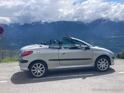 Peugeot 206 CC   Cabrio mit Hardtop, gepflegt  unfallfrei