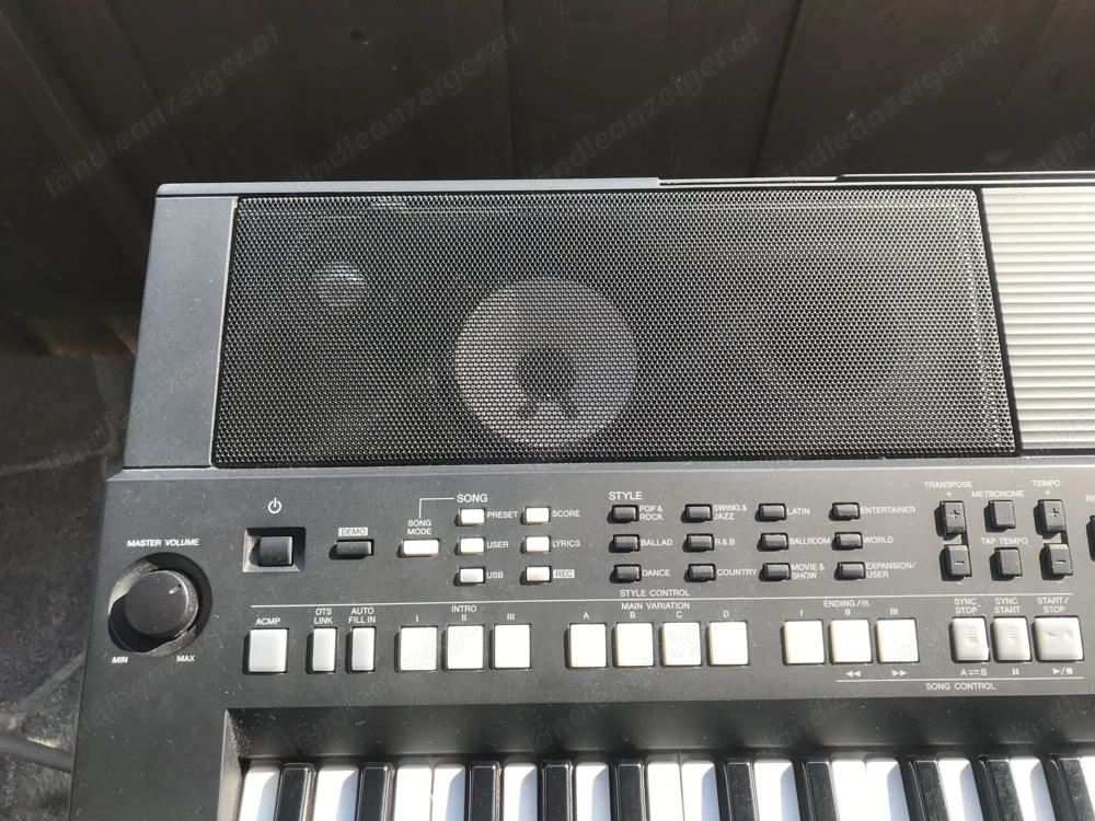 Yamaha Genos 1   Professionelles Entertainer-Keyboard der Spitzenklasse
