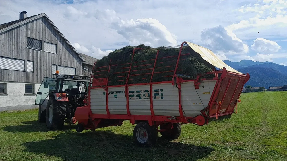 Pöttinger Ladeprofi 2