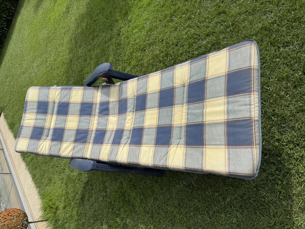 GARTENLIEGEN 1 plus 1 gratis mit Auflagen 