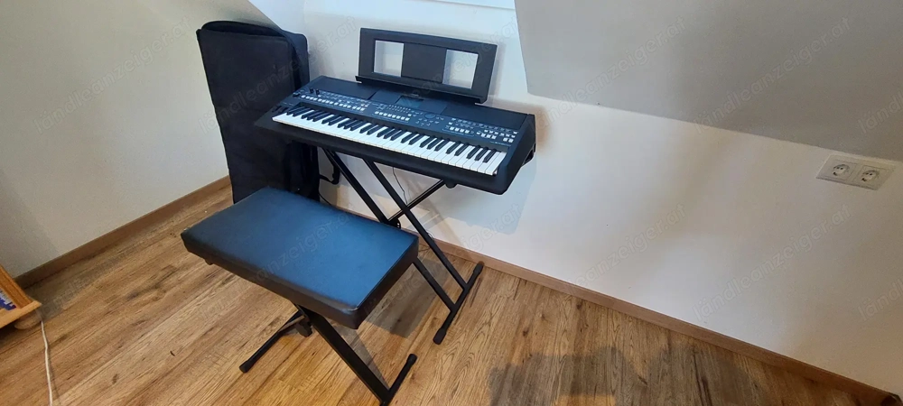 Keyboard Set Yamaha PSR-SX 600