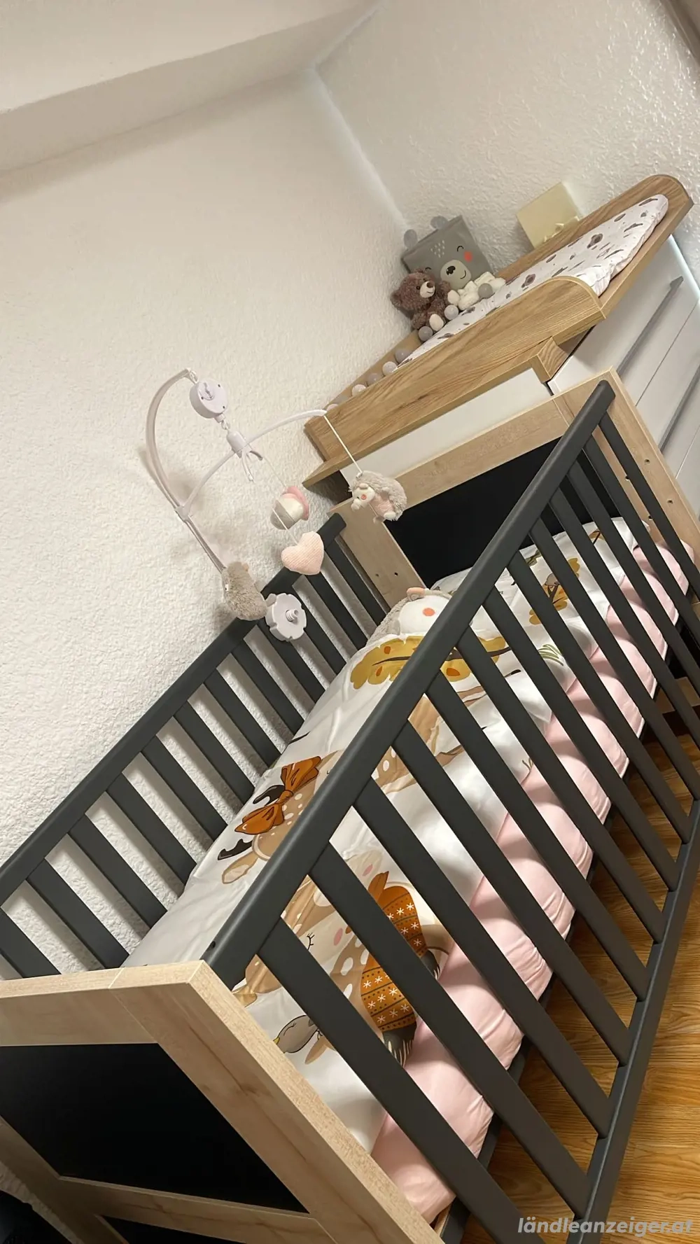 Gitterbett Nagelneu ! 