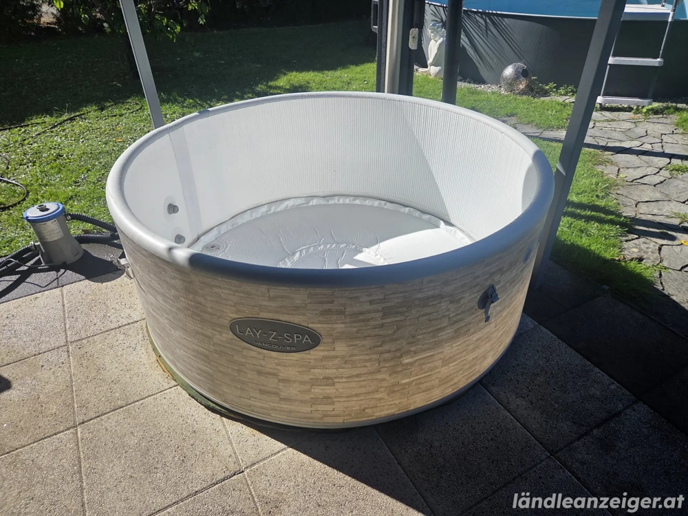 Whirlpool  mit  Wärmepumpe 