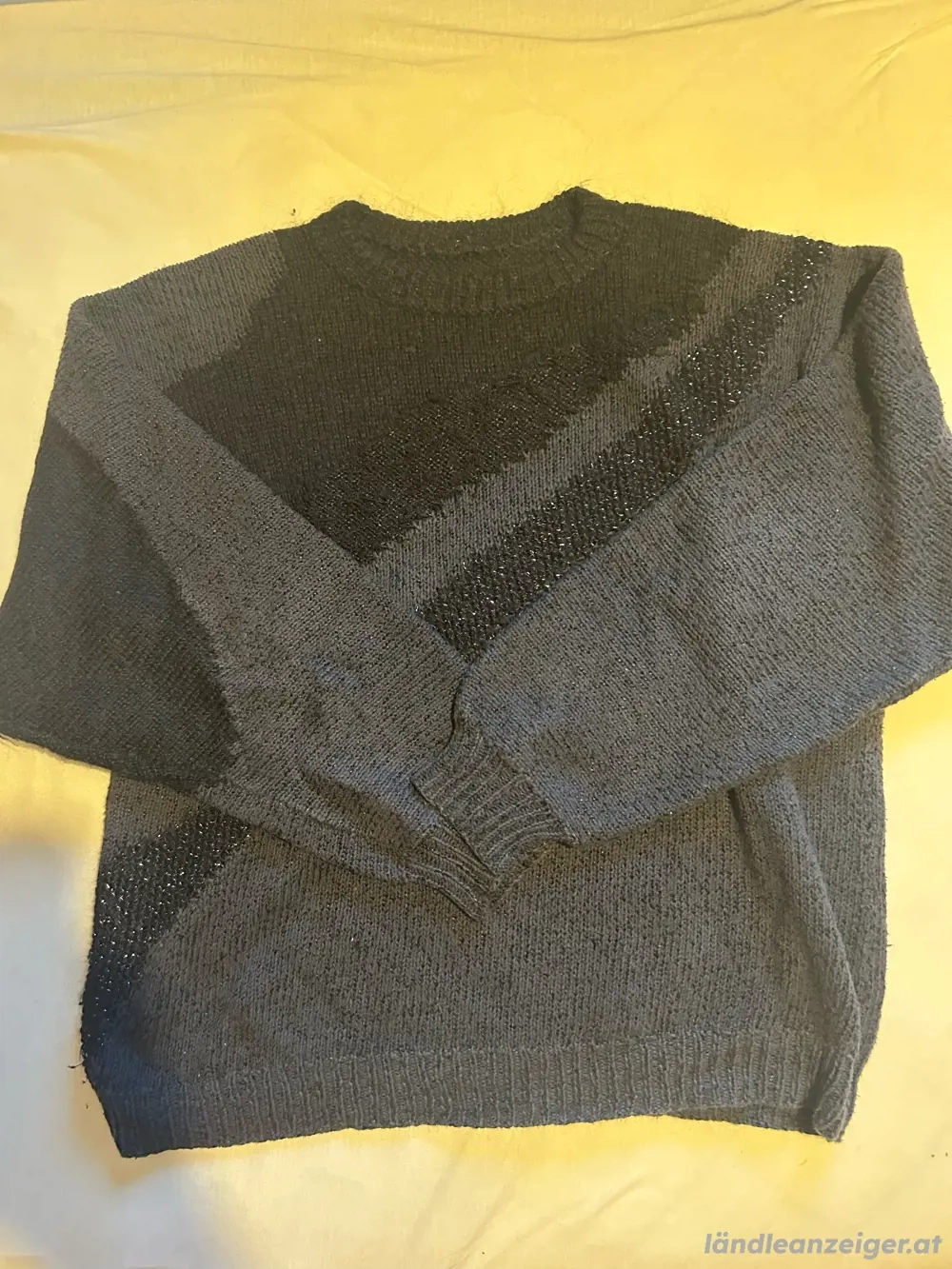Handarbeit: Strickpullover festlich, Damen Gr. 40