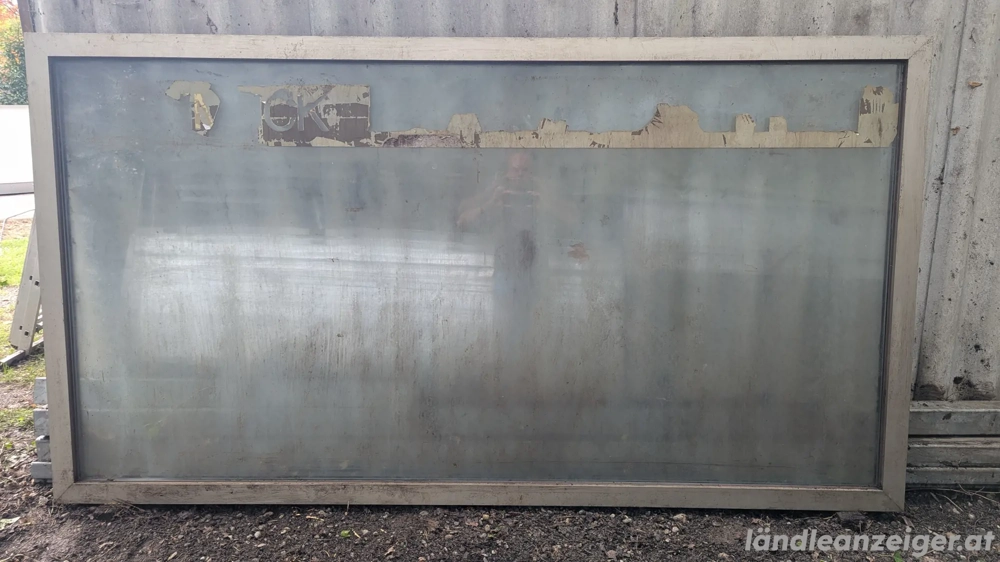 Fenster 280x150 3fach Glas Fixverglasung war ein Juwelier Schaufenster VSG ESG