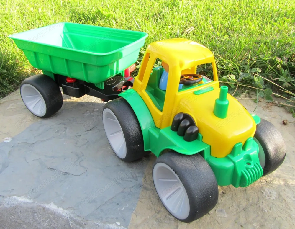 Traktor mit Anhänger