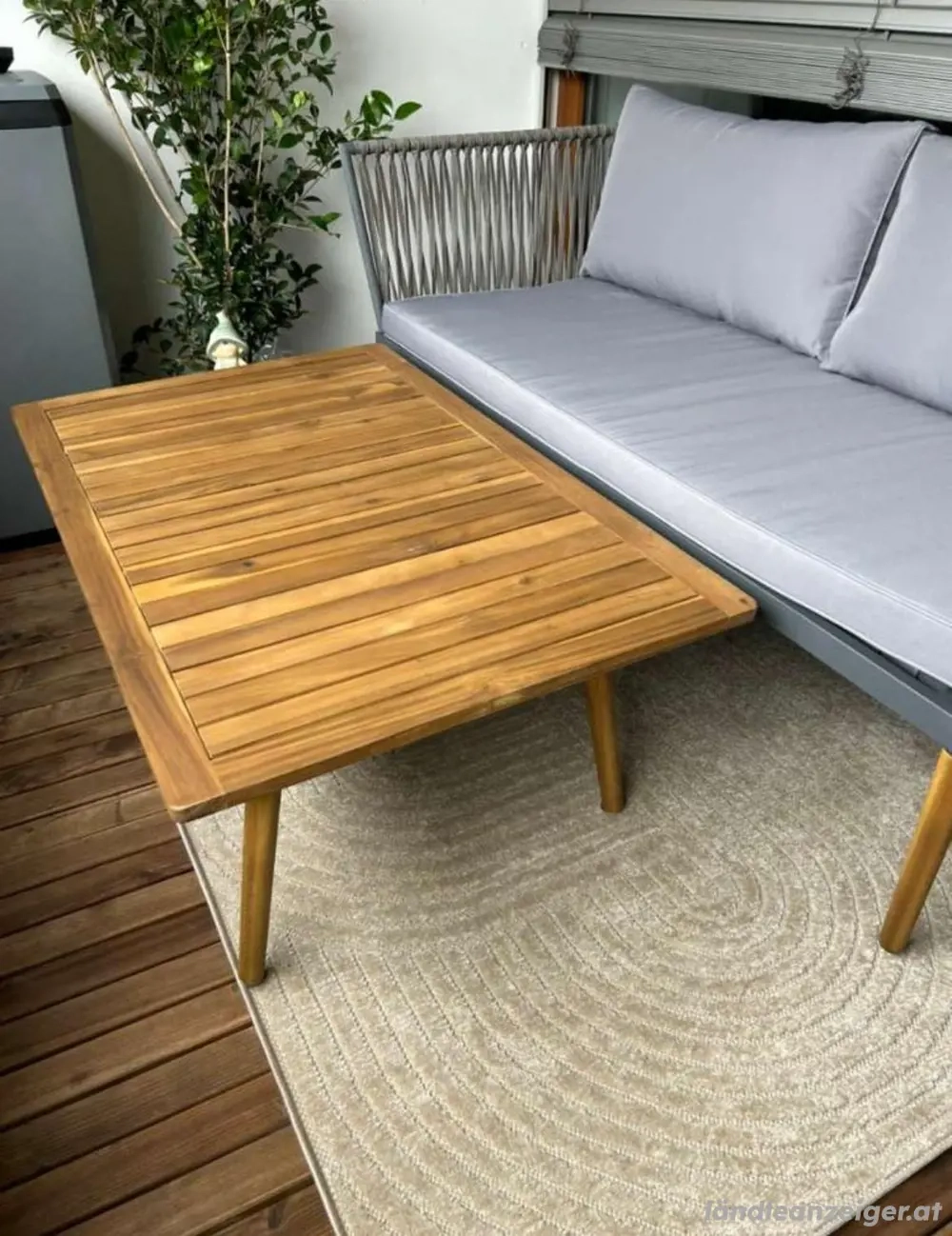 NEU: Garten  Balkon Tisch - massives Akazienholz