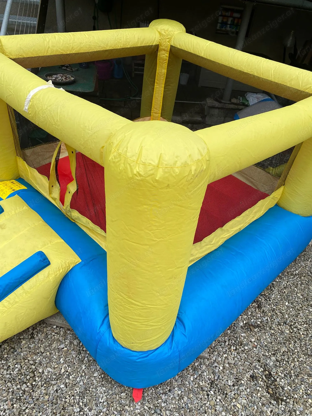 Hüpfburg mit Gebläse