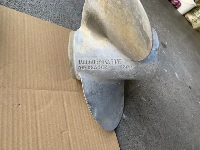 Duoprop Bravo Three 20 Zoll Edelstahl
