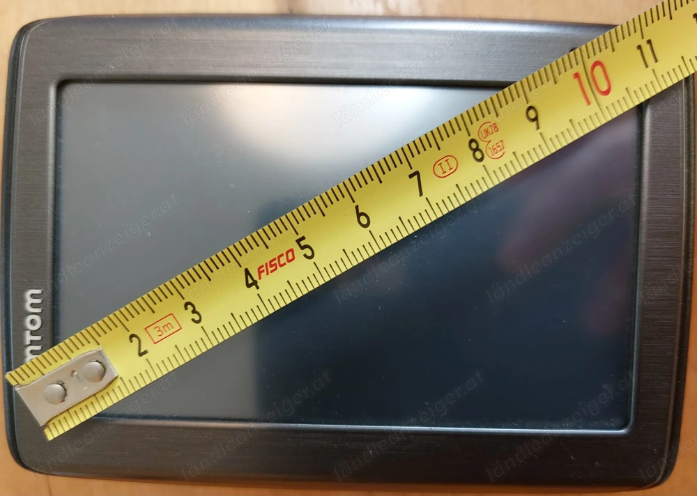 TomTom Via - Navi m. Saugnapf-Halterung u. Europa-Karte