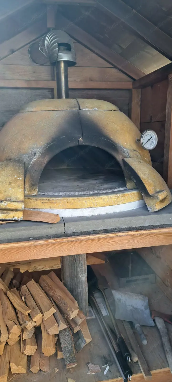 Brot und Pizzaofen mit Zubehör 