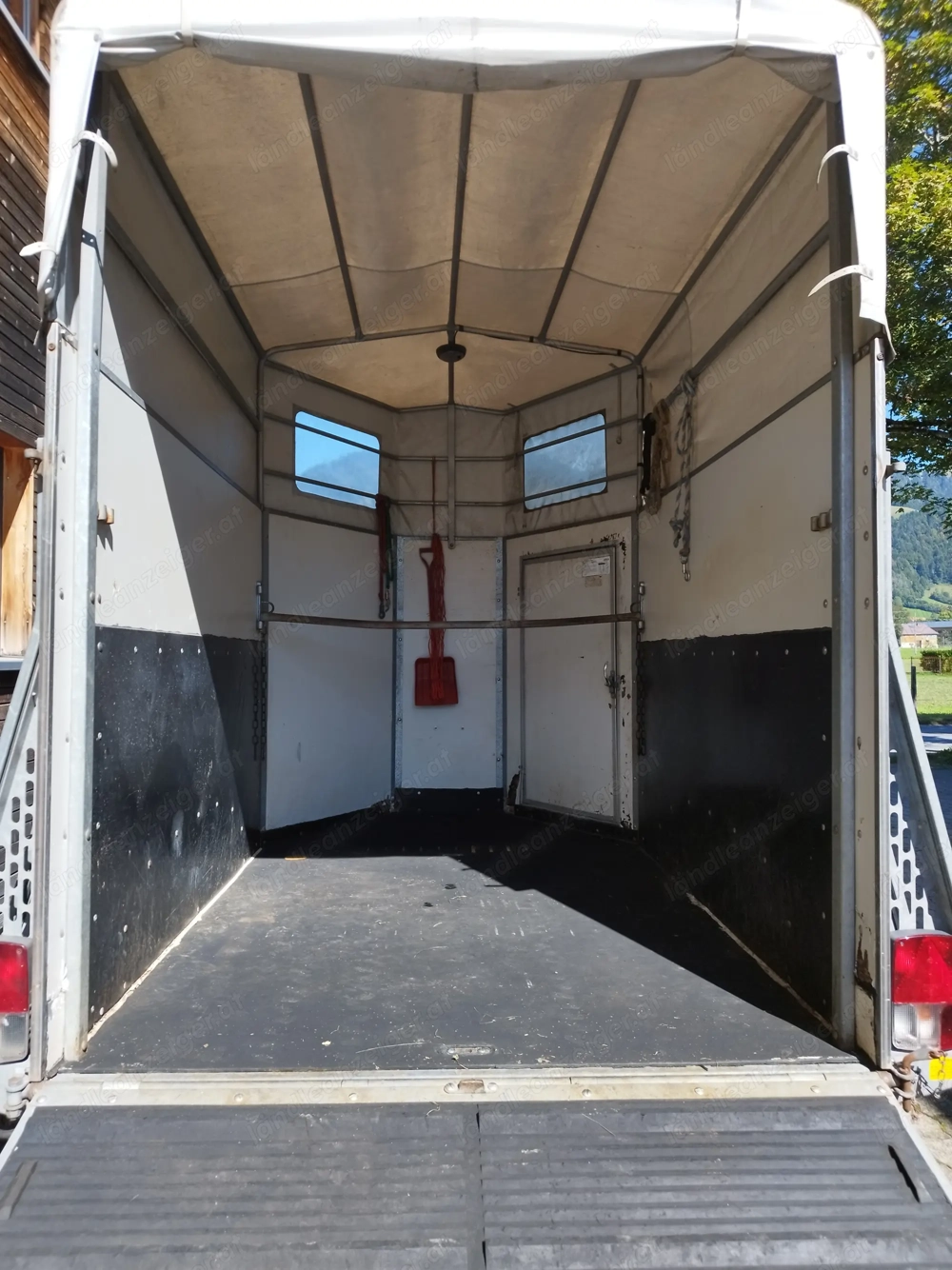 Verkaufe Böckmann Pferdeanhänger 