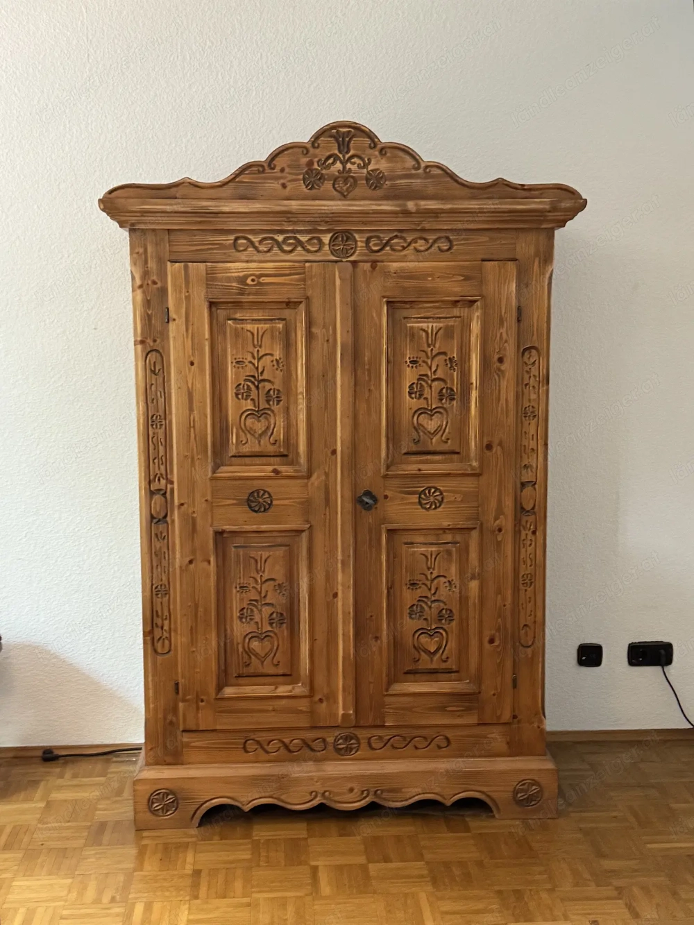 Voglauer Anno 1600 Landhaus TV Schrank Bauernschrank Dielenschrank Kleiderschrank Kasten