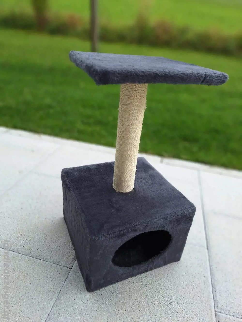 Kratzbaum für Katzen