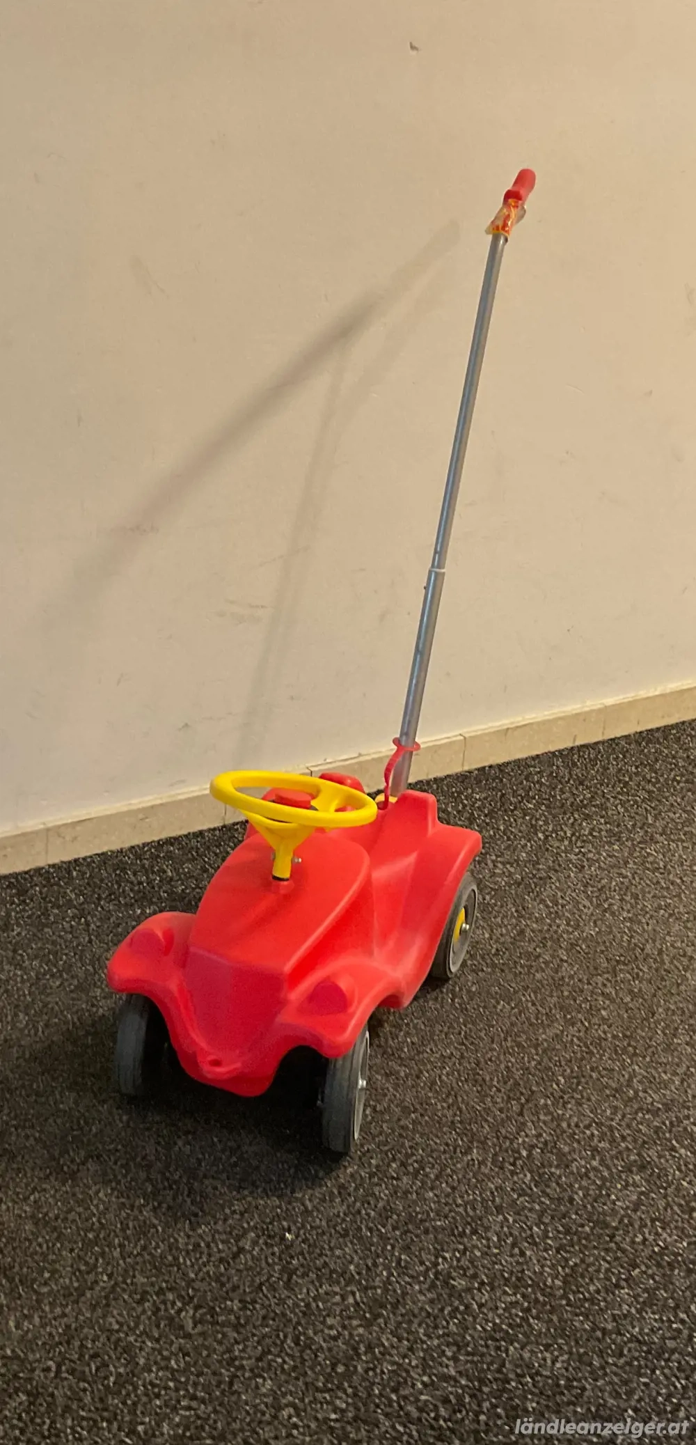 Bobby-Car mit Schiebestange
