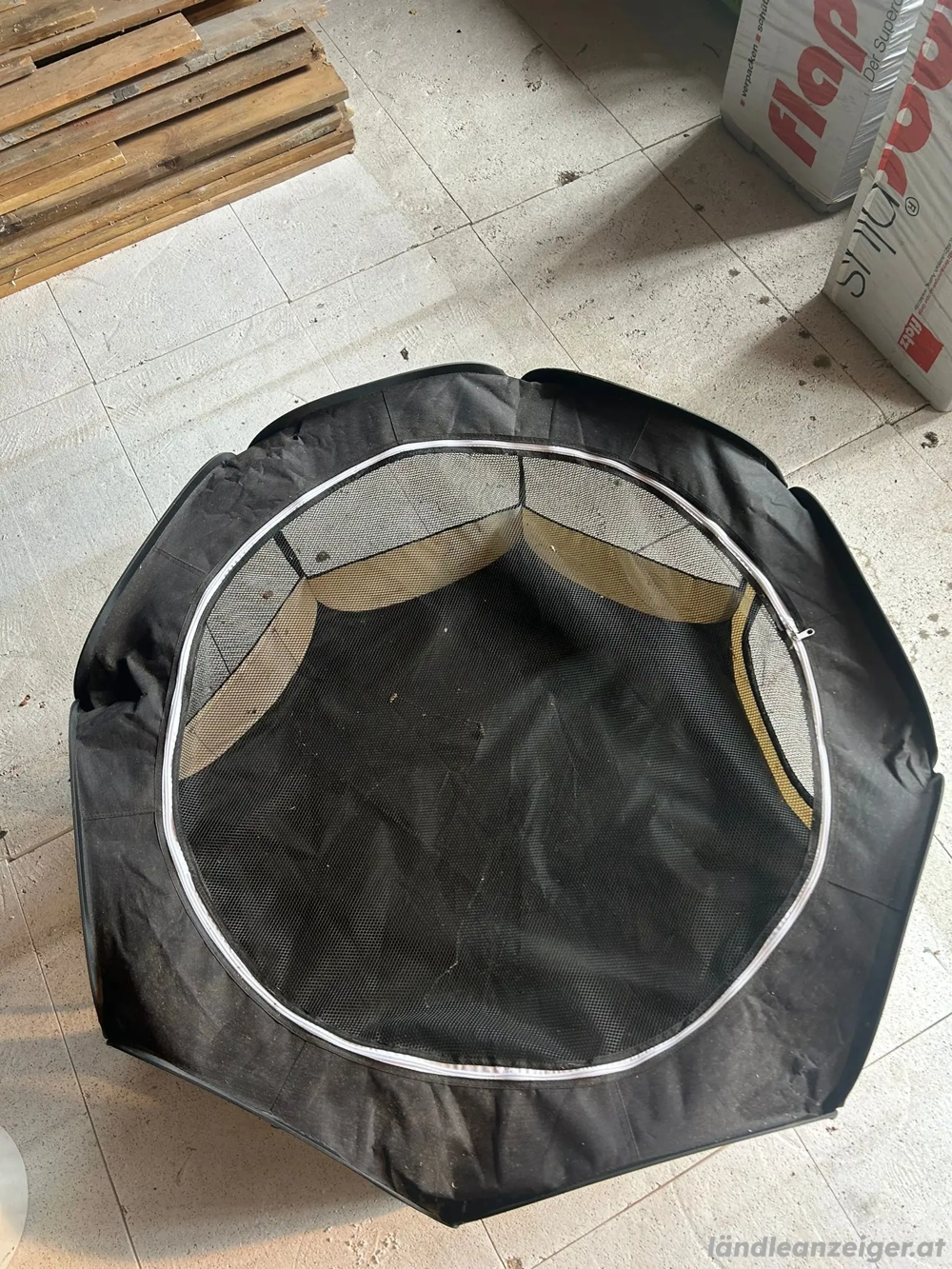 Hundebox und Hundewurfbox