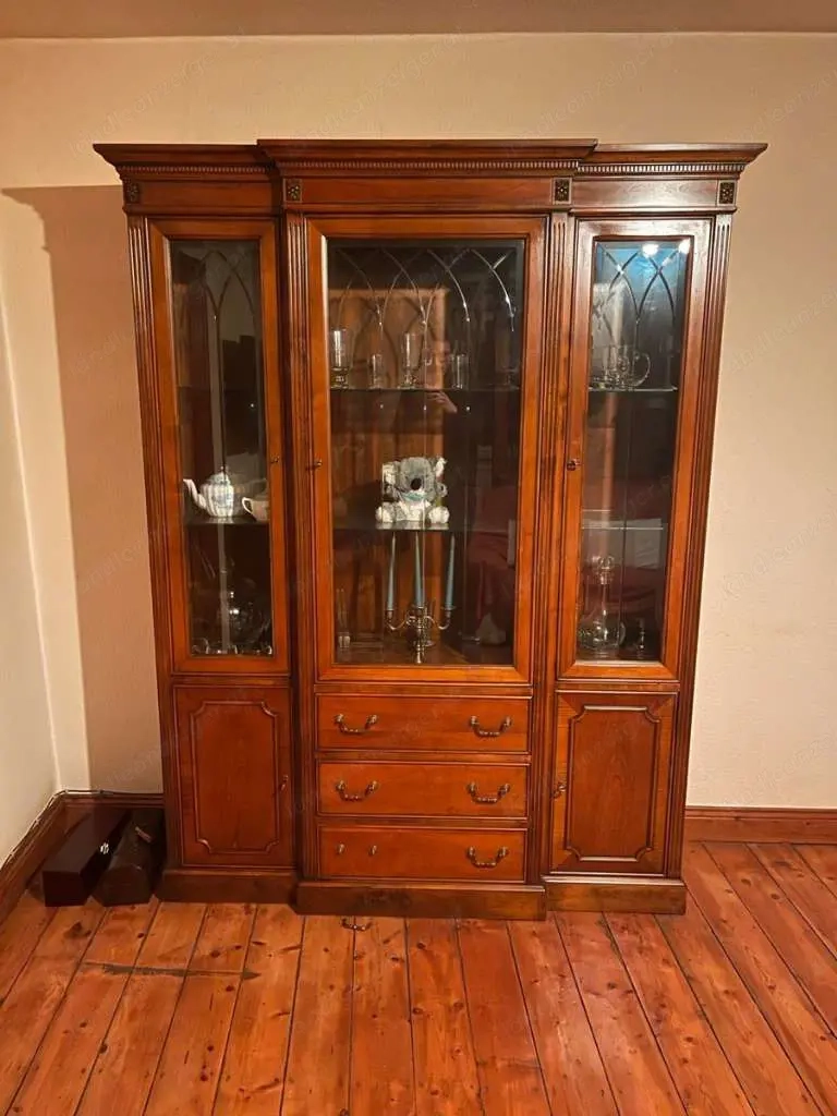 Vitrine Biedermeier Selva Landhaus Barock Geschirrschrank Nussbaum Schrank Buffet Vitrinenschranl Lo