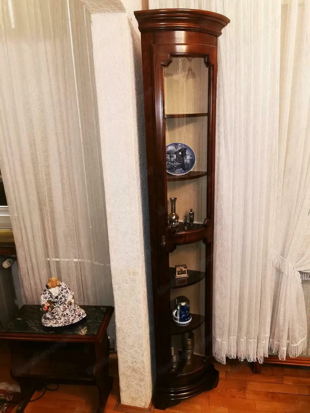 Biedermeier Vitrine Eckvitrine Nussbaum Landhaus