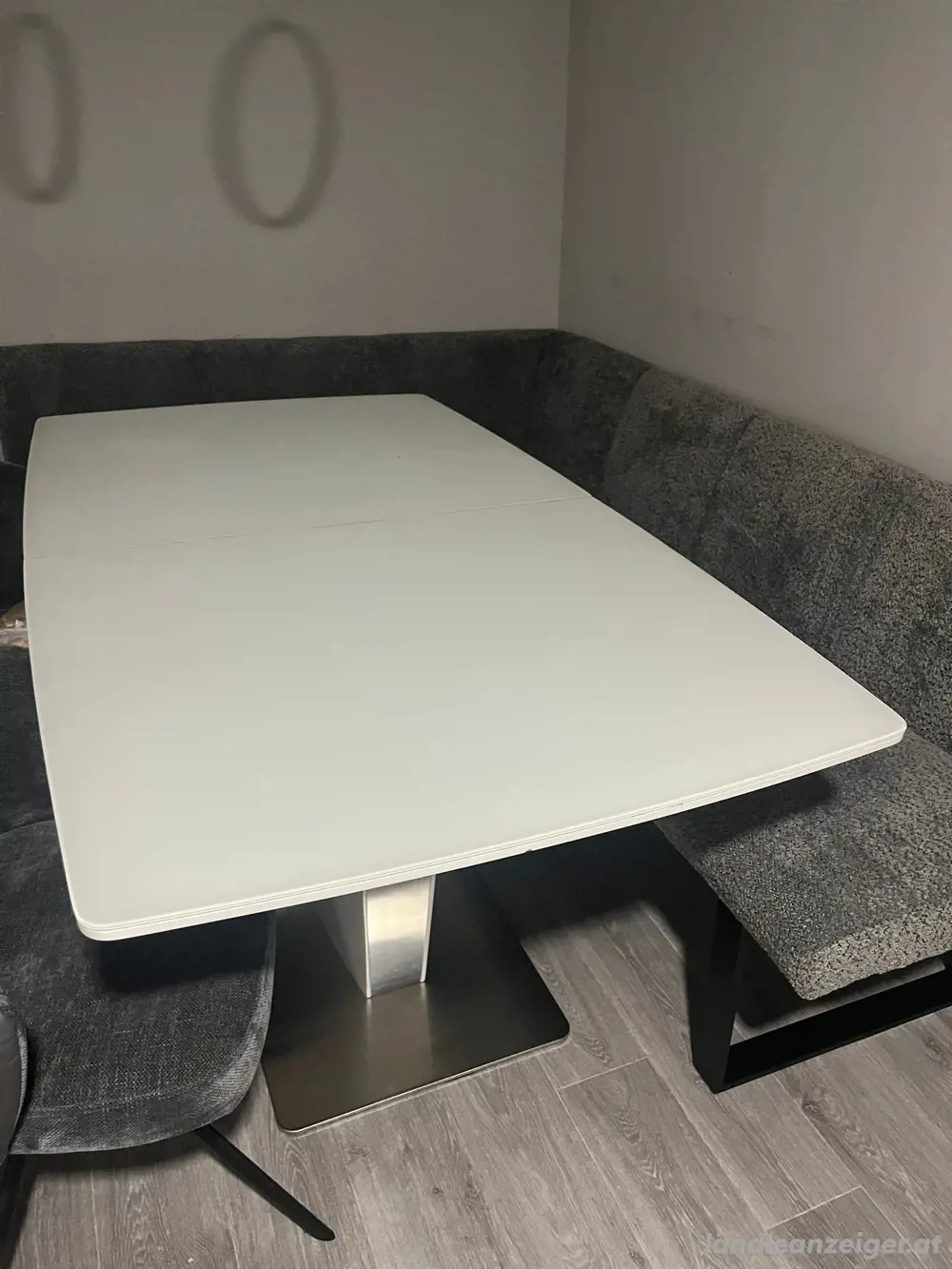 schöne tisch  zu verksufen 