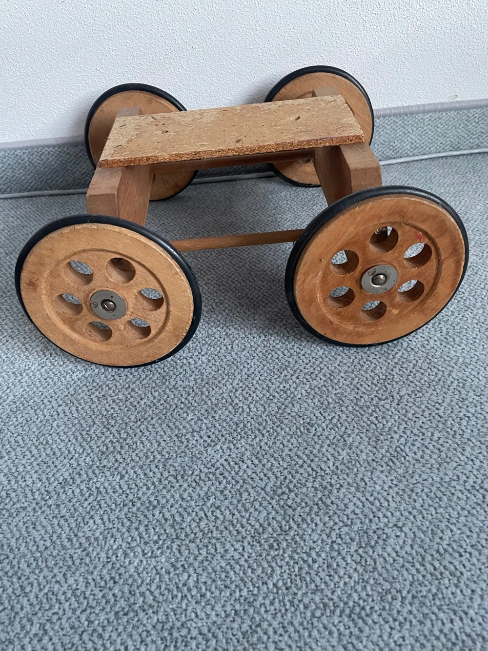 Holzräder für Puppenwagen