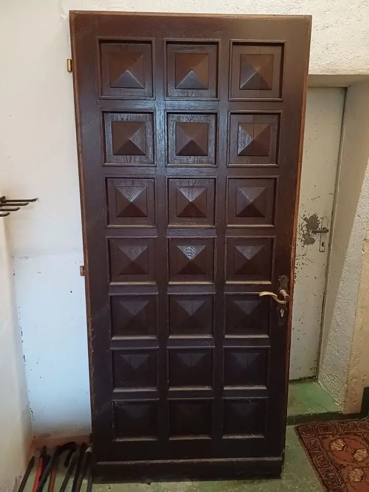 Massive Haustüre wegen Neuanschaffung zu verkaufen