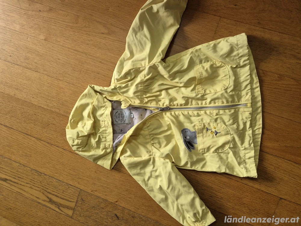 süße Übergangsjacken Gr. 86