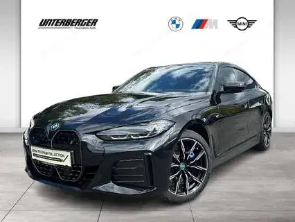 BMW i4 eDrive35 M-Paket // Anhängerkupplung // Panoramadach